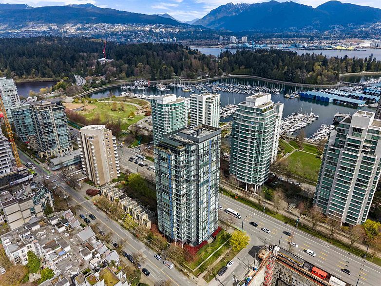 1002 1723 Alberni Street