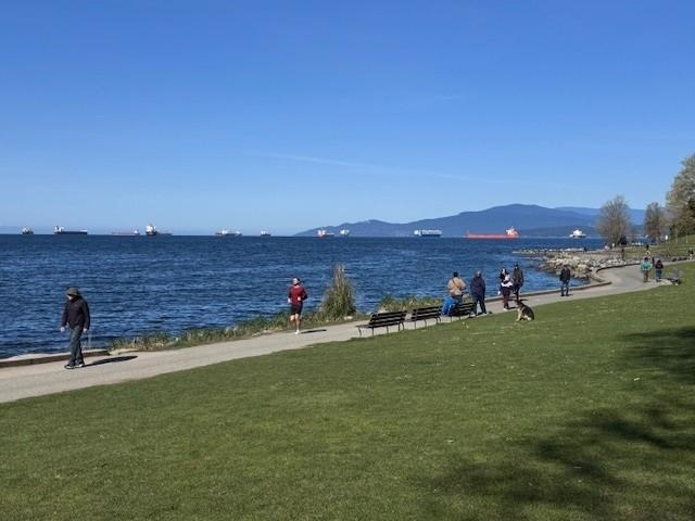 411 1125 Gilford Street