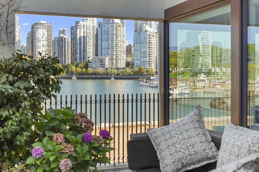 1130 Ironwork Passage