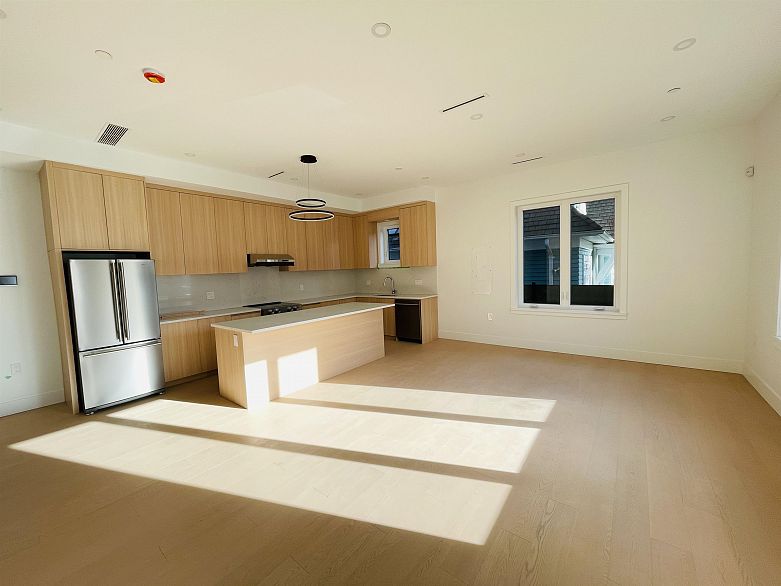 1 2452 Harrison Drive