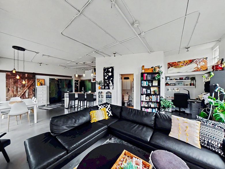 501 28 Powell Street