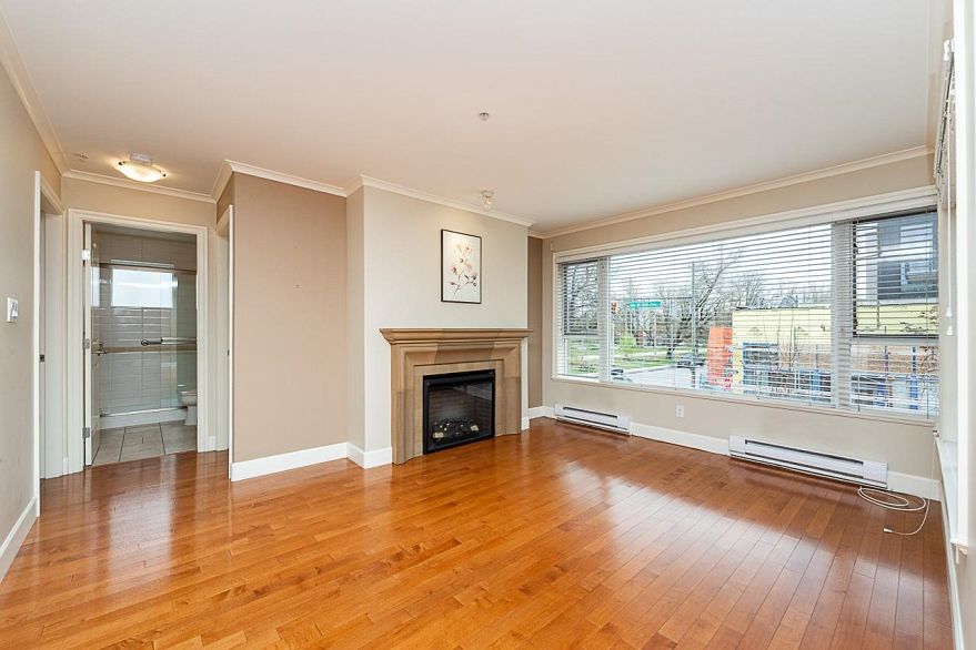 203 2103 W 45th Avenue