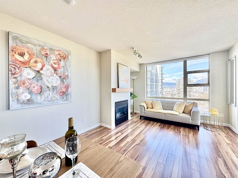 905 1316 W 11th Avenue