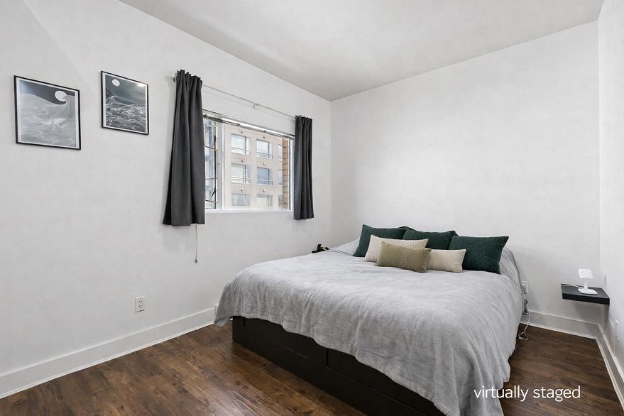 PH4 2088 W 11th Avenue