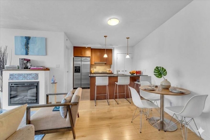 1707 1189 Melville Street