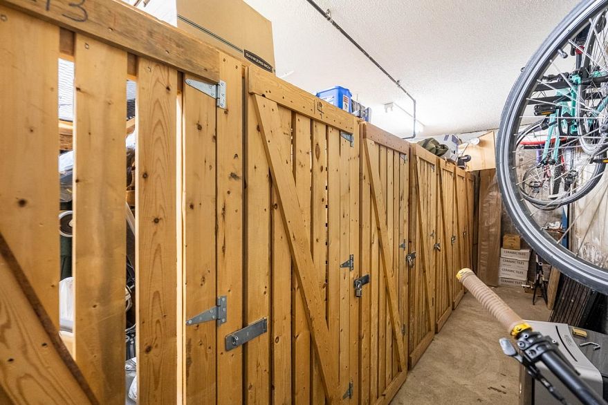 207 1811 W 16th Avenue