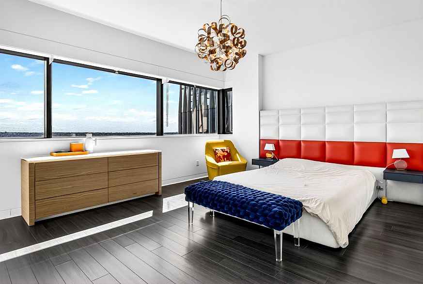 3502 838 W Hastings Street