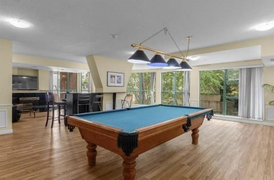 805 939 Homer Street