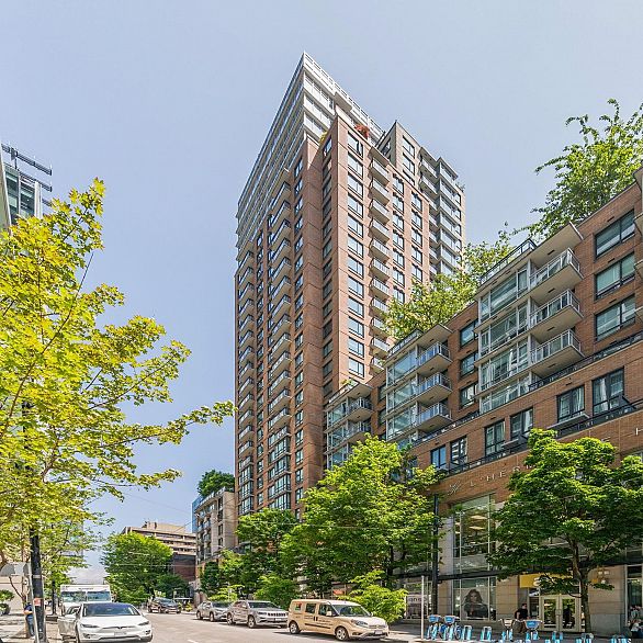 2203 788 Richards Street