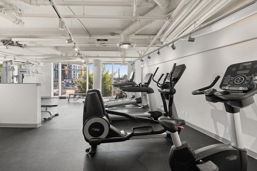 1014 180 E 2nd Avenue