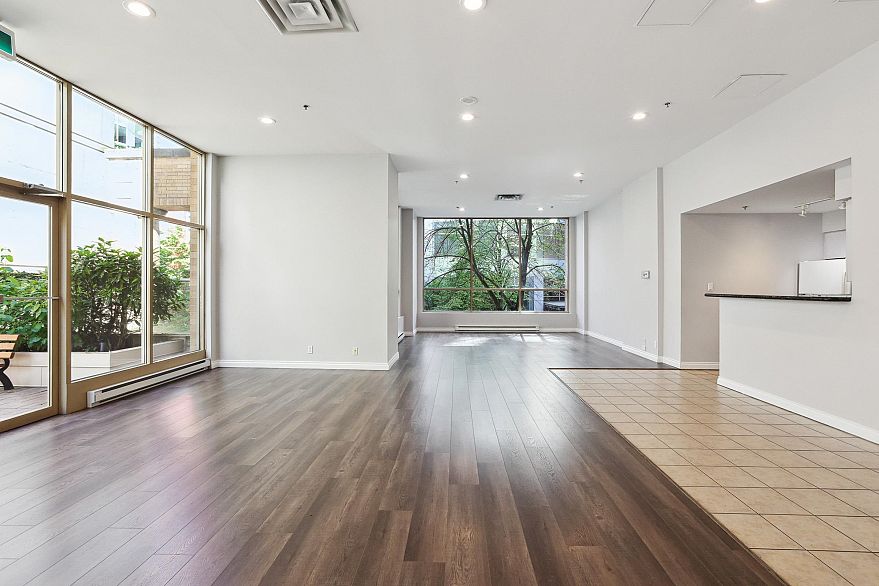 905 822 Homer Street