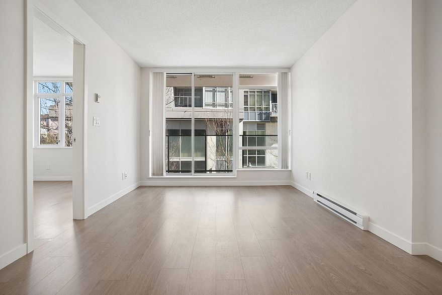 205 4815 Eldorado Mews