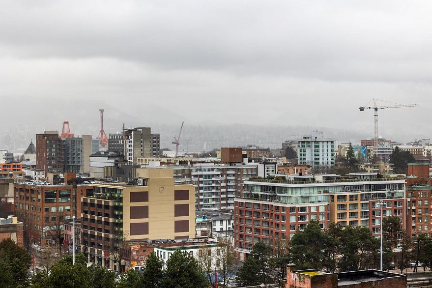 1703 120 Milross Avenue