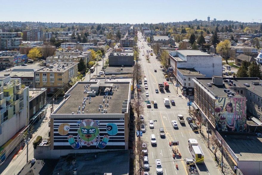 208 205 E 10th Avenue