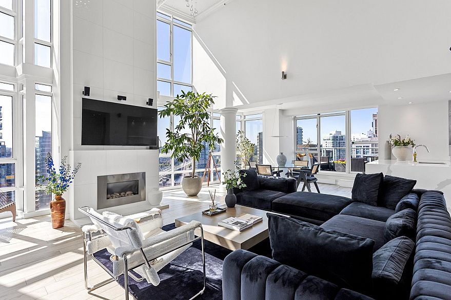 PH1 930 Cambie Street