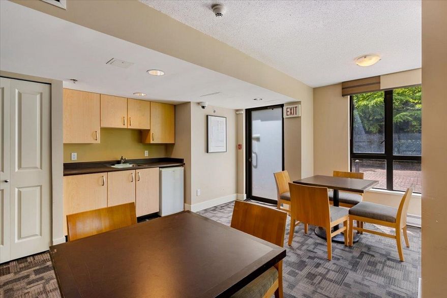 303 3588 Crowley Drive