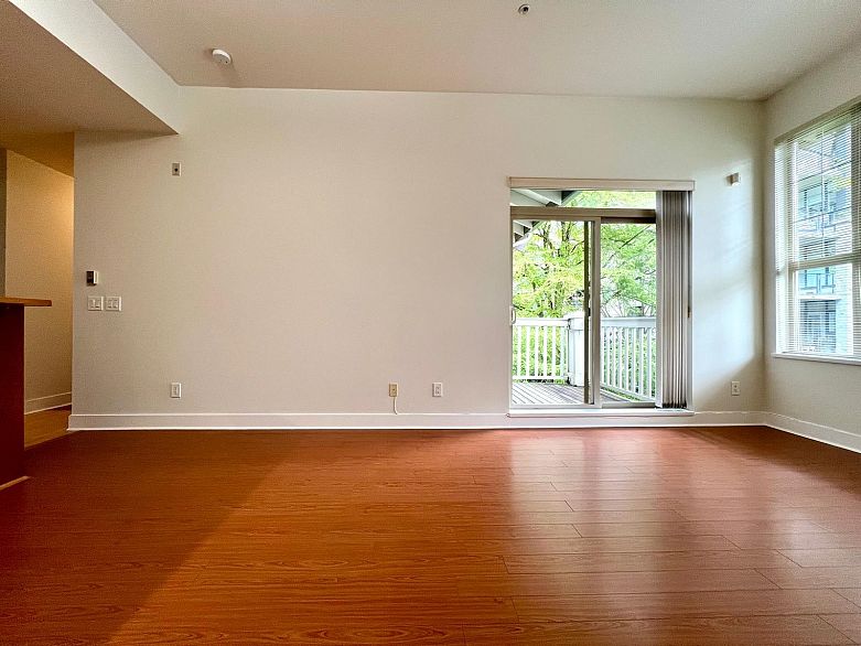 1314 4655 Valley Drive