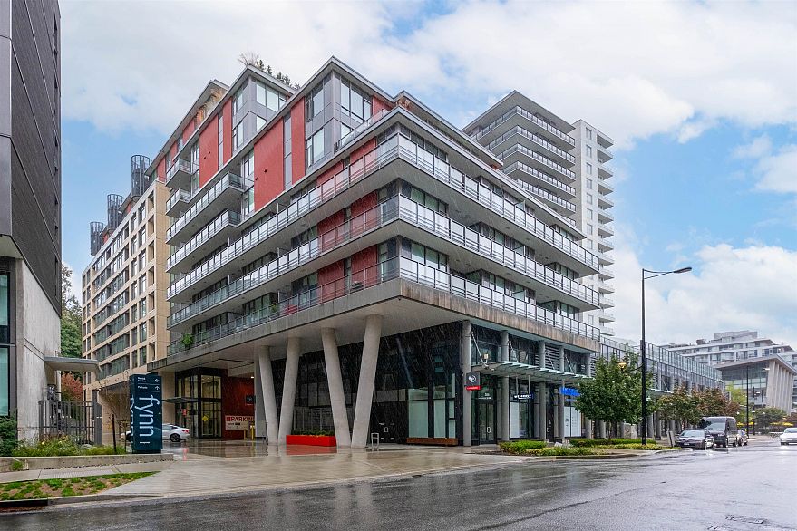 201 3451 Sawmill Crescent