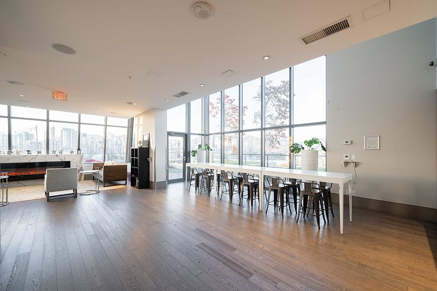 12F 288 1ST AVENUE, Vancouver BC V5Y 0E9