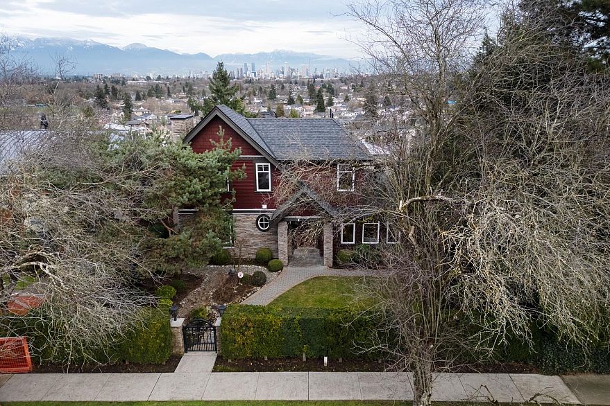 3936 Quesnel Drive