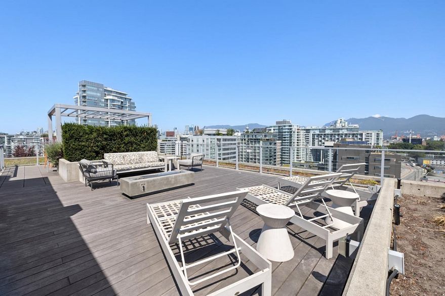 1014 180 E 2nd Avenue