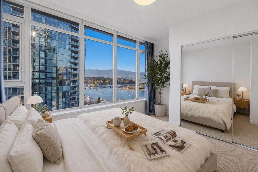 1301 1233 W Cordova Street