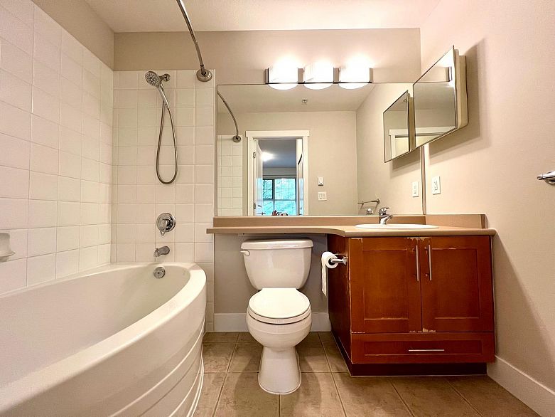 1314 4655 Valley Drive