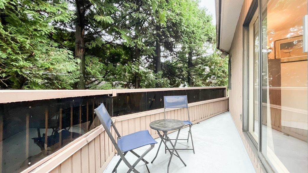 305 2190 W 8th Avenue