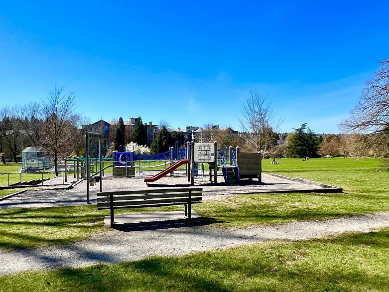 1314 4655 Valley Drive