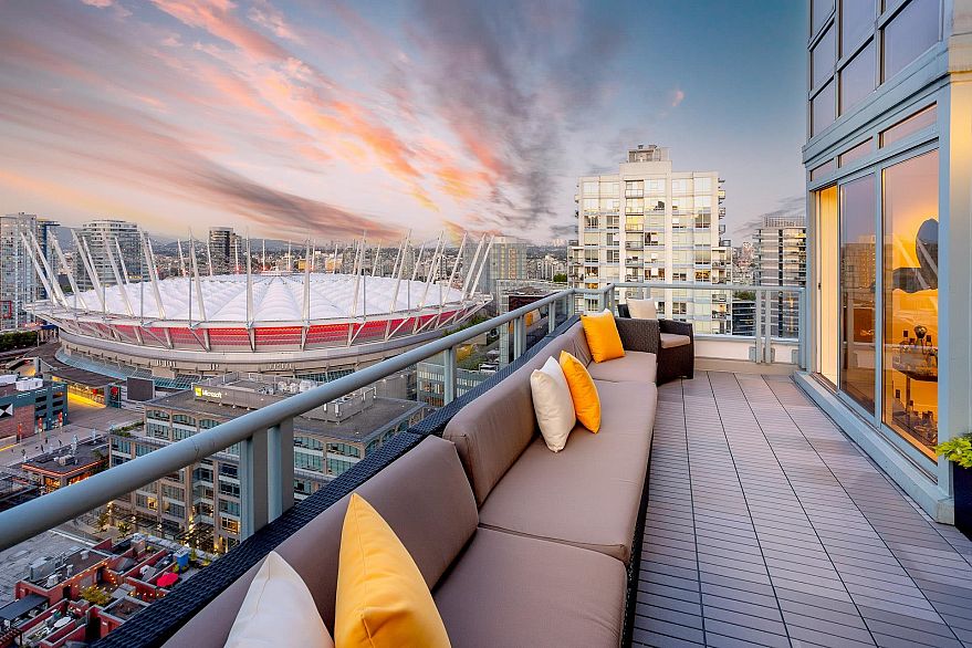 PH1 930 Cambie Street