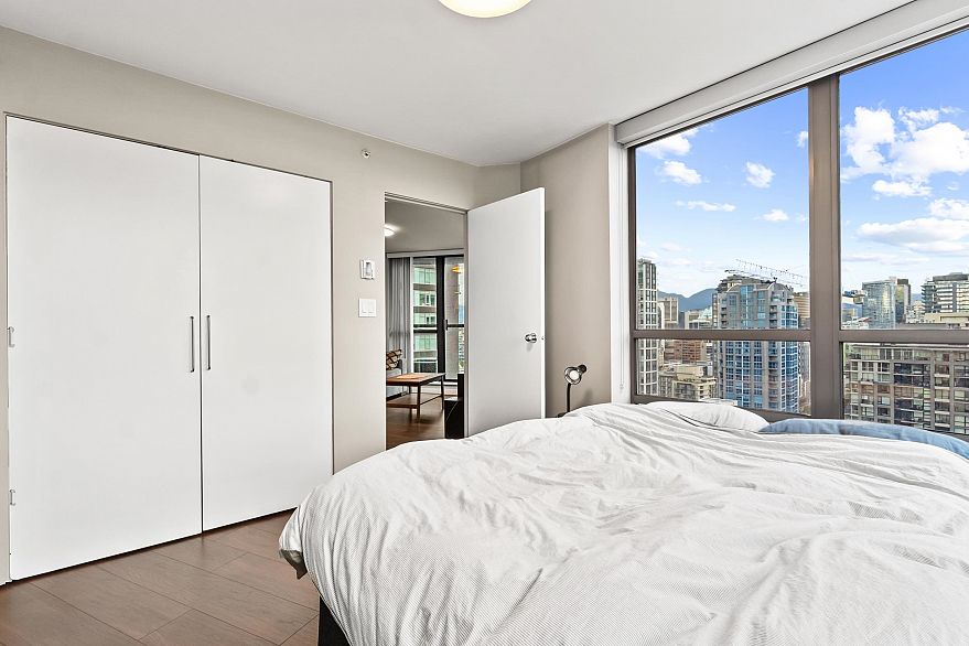 2709 501 Pacific Street