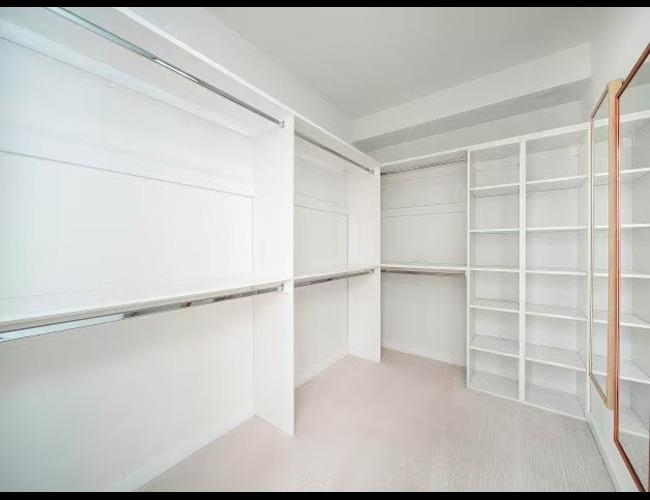 903 2411 Heather Street