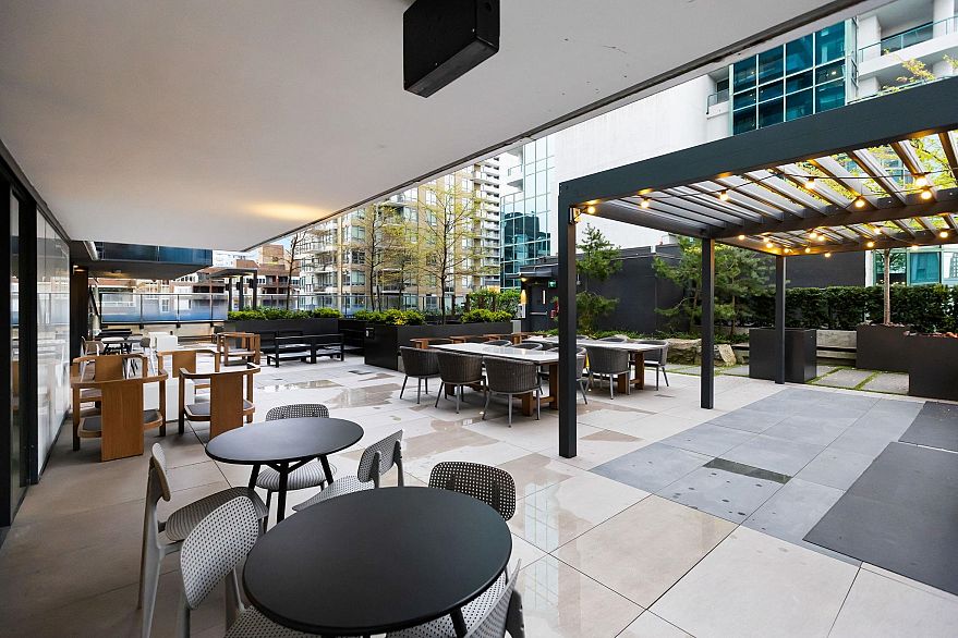 3404 1335 Howe Street