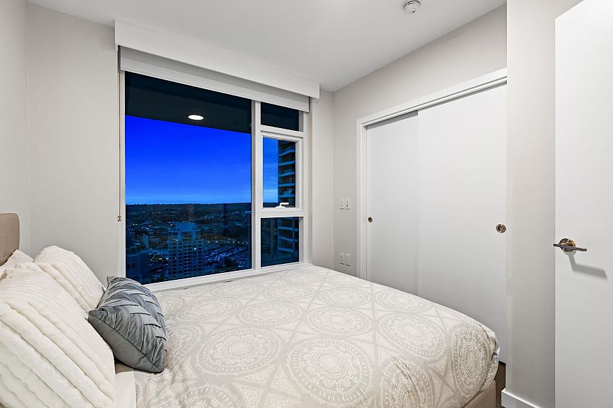 3404 1335 Howe Street