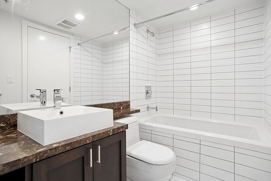 205 4815 Eldorado Mews