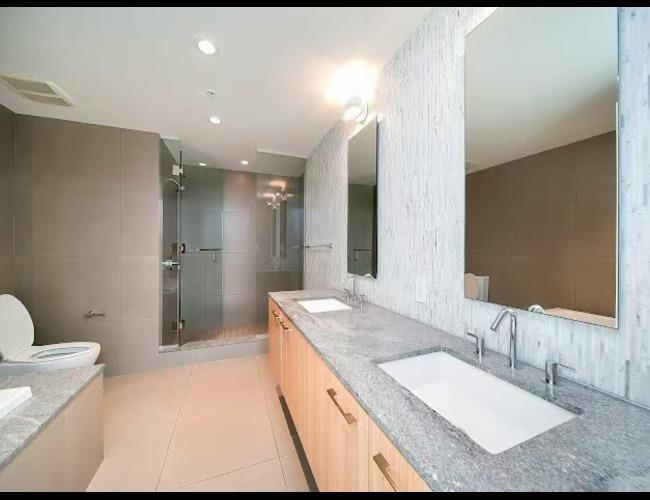 903 2411 Heather Street