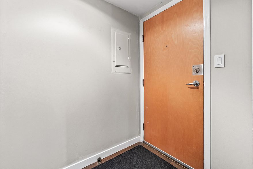 2709 501 Pacific Street