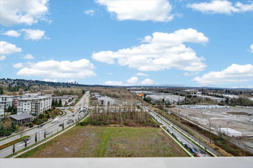 1403 3581 E Kent Avenue North Avenue