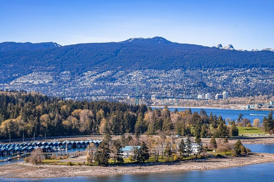 2001 277 Thurlow Street