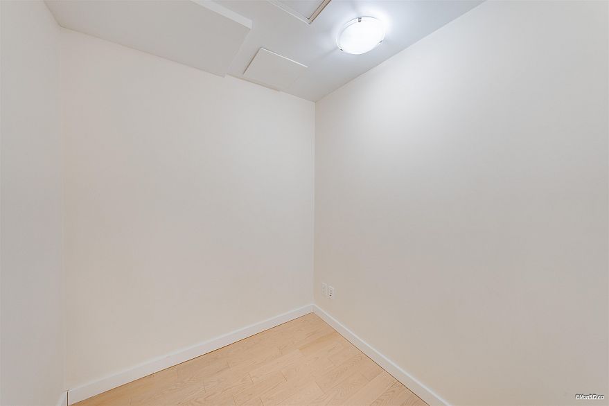 1002 88 W 1st Avenue