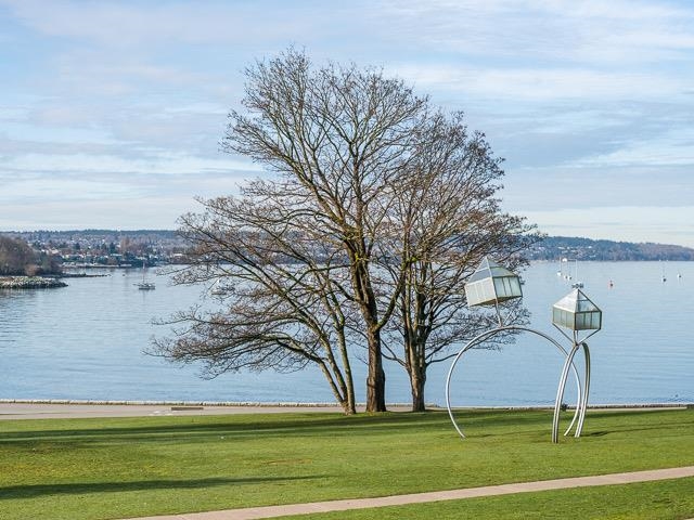 302 1406 Harwood Street