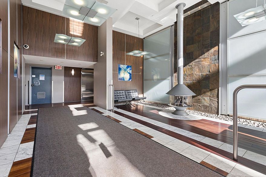 706 2137 W 10th Avenue