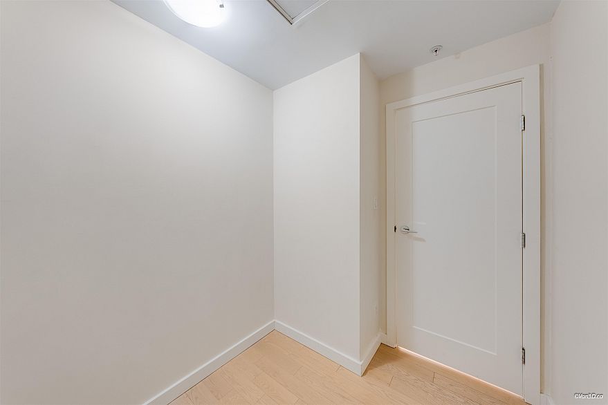 1002 88 W 1st Avenue