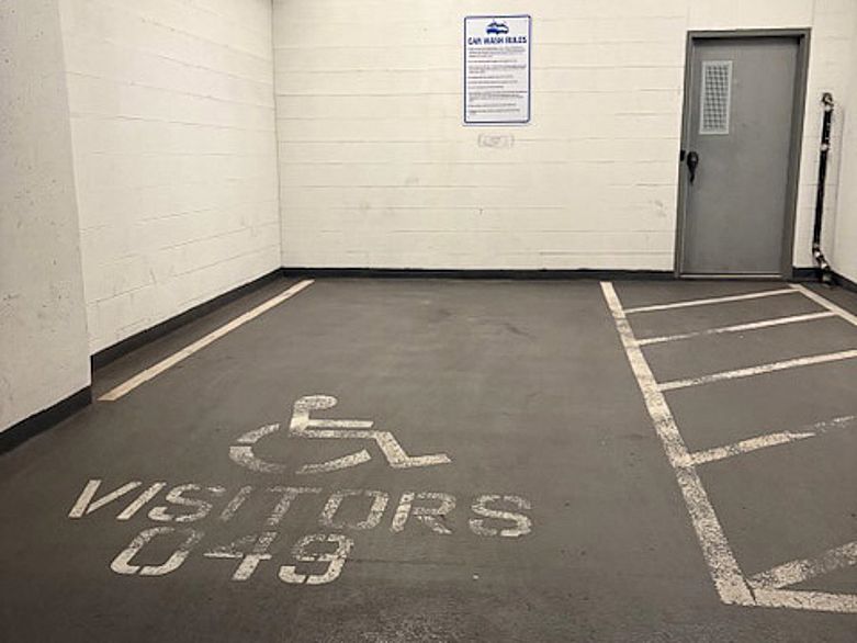 1405 1788 Columbia Street