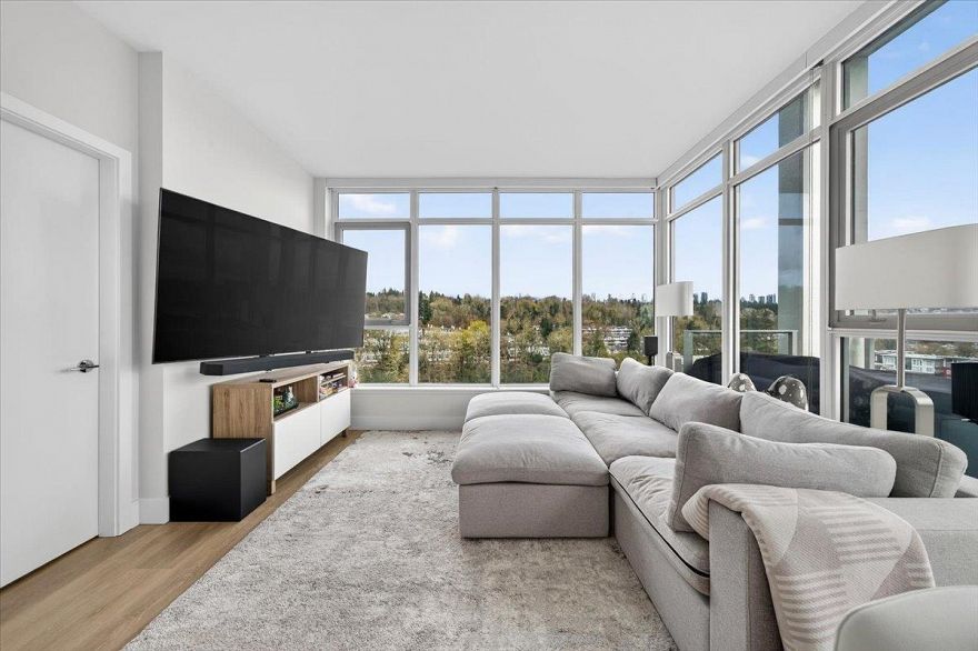 1403 3581 E Kent Avenue North Avenue