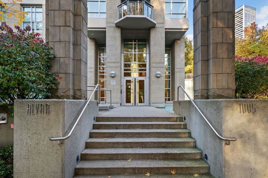 601 1005 Beach Avenue