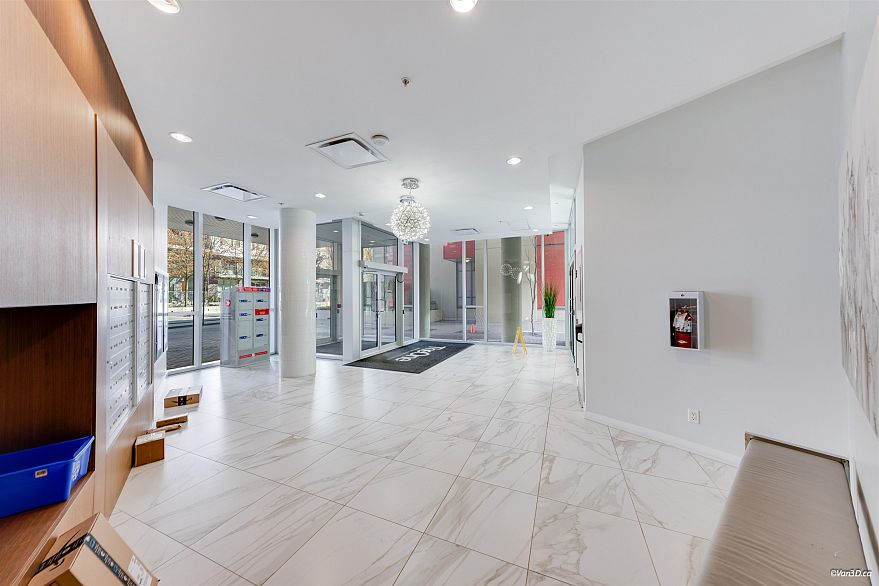 1002 88 W 1st Avenue