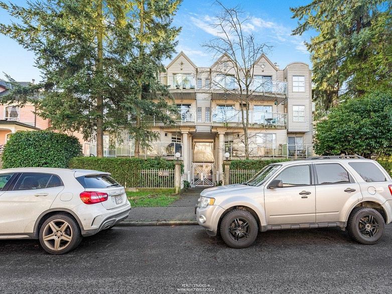 202 966 W 14th Avenue