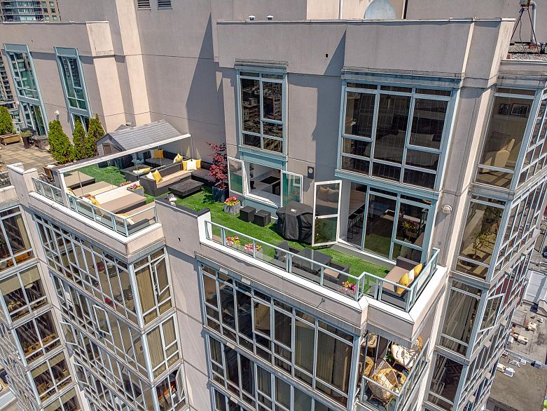 PH1 930 Cambie Street