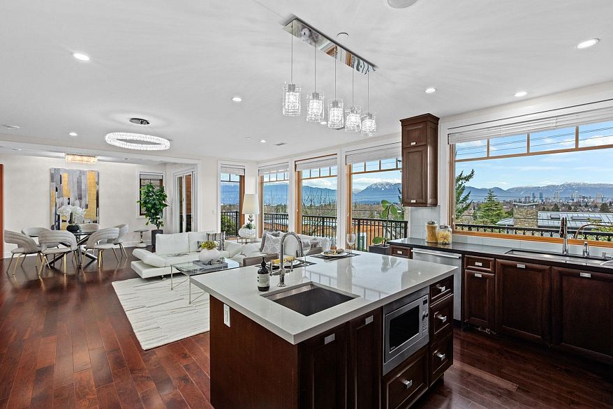 3936 Quesnel Drive